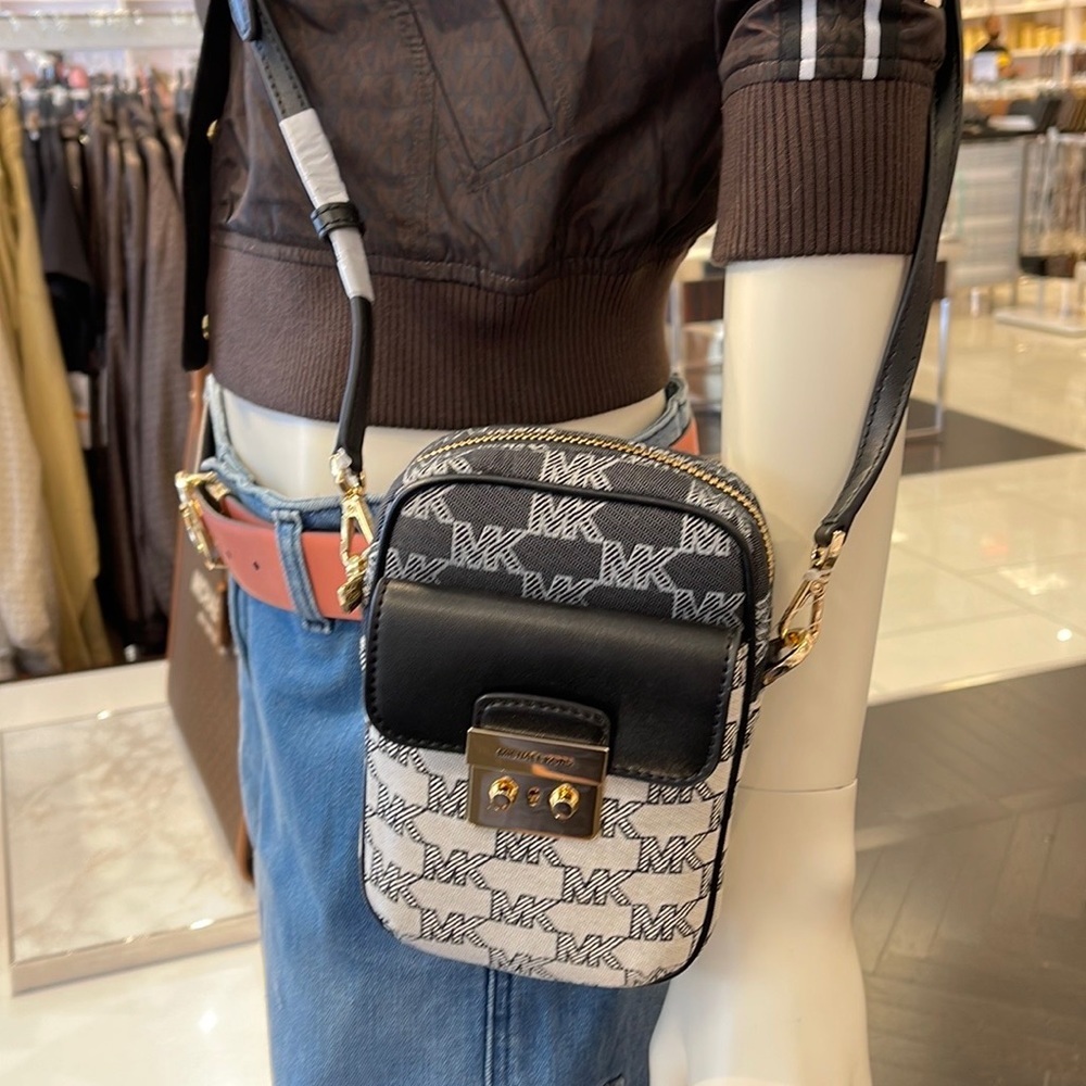 Michael Kors Sloan Editor Small Phone Logo Jacquard Crossbody
Black Multi - Picture 3 of 16